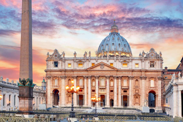 Basilika Santo Petrus: Keagungan Keabadian di Kota Vatikan