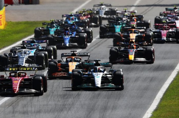 Ferrari dan Mercedes Bersiap Bangkit di Musim F1 2023: Kisah Perjuangan Menuju Puncak