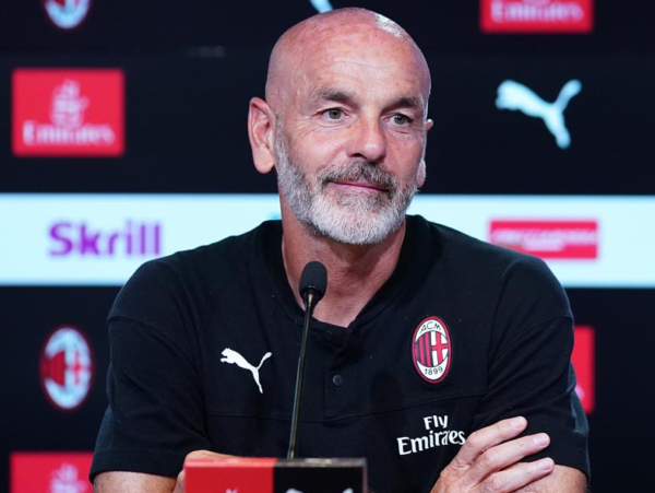 Stefano Pioli: Membimbing Milan Menuju Puncak, Hampir Samai Level Juventus dan Inter Milan