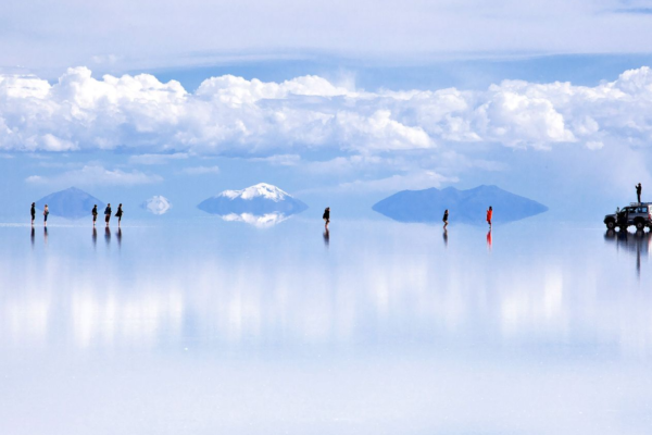 Salar de Uyuni, Bolivia: Laut Garam Raksasa di Pegunungan Andes