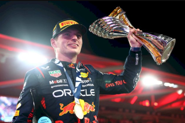 Verstappen Menjadi Penguasa Malam Terakhir Musim: Hasil F1 GP Abu Dhabi 2023